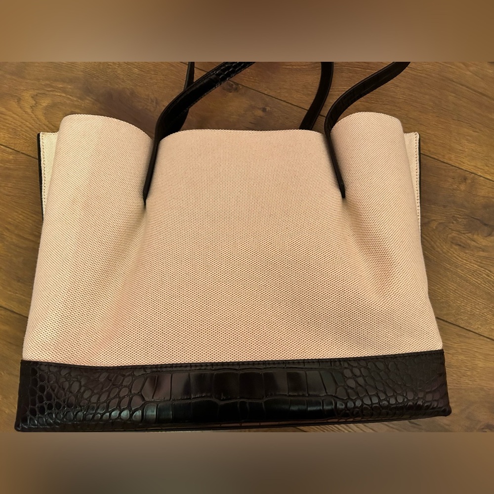 Mk Emilia Tote View 3